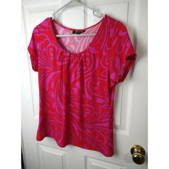 Grayson Pink Red Swirl Artsy Pullover Pleat Front Blouse. Size L - Picture 2 of 8